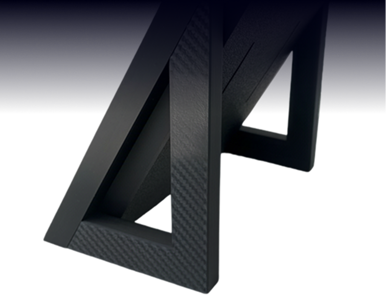 Base strutturale del totem di accettazione Ariaa in materiale carbon look