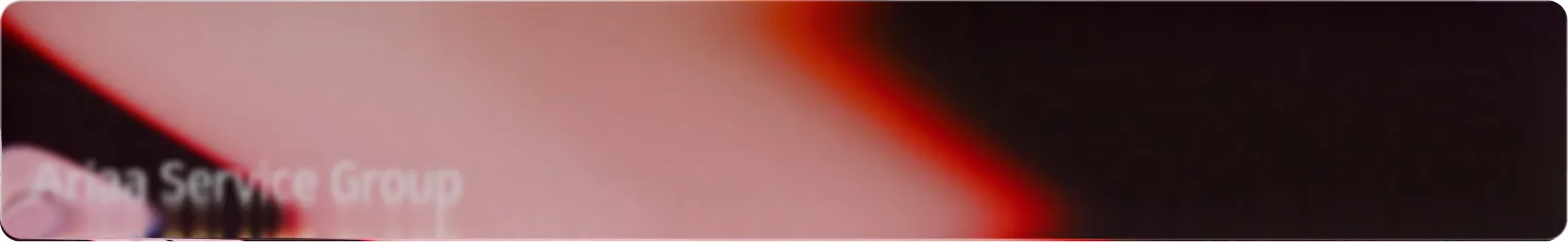 Gradiente viola con sfumatura verso il rosa con effetto specchio